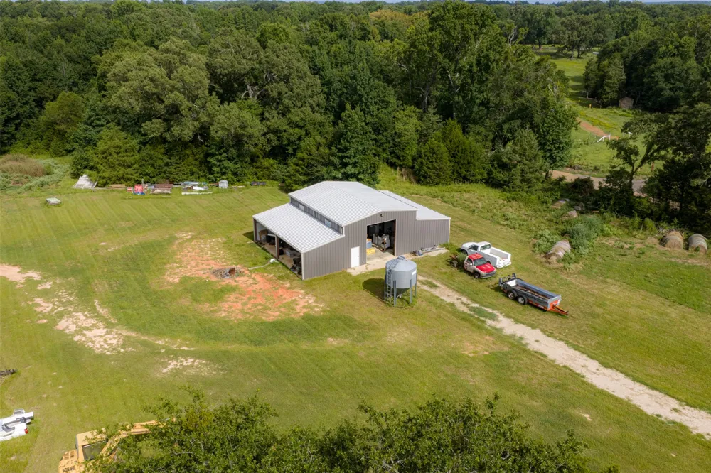 13053 County Road 3806 #3805 Murchison, TX 75778