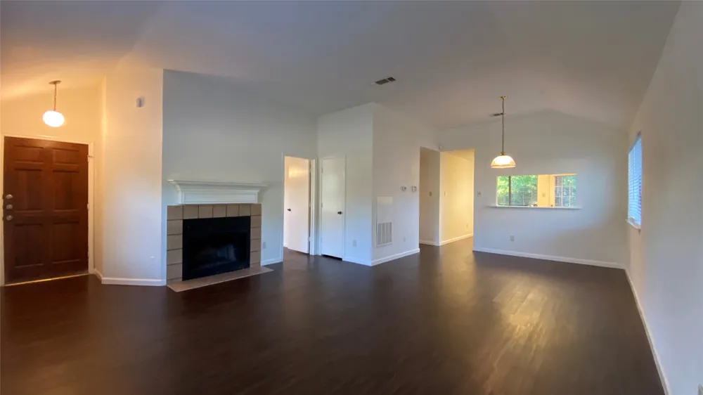 208 E Denton Drive Euless, TX 76039