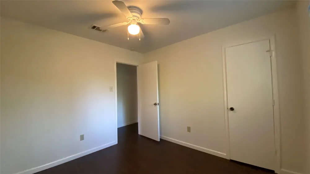 208 E Denton Drive Euless, TX 76039