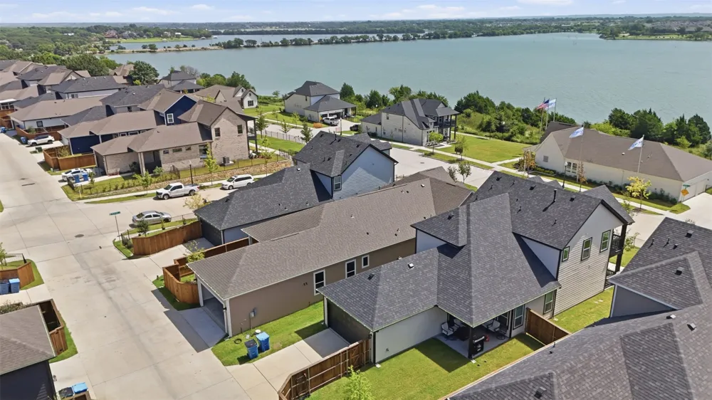 2524 Ballaster Mews Rowlett, TX 75088