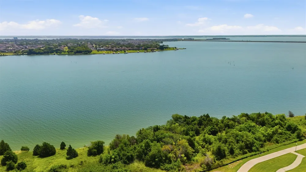 2524 Ballaster Mews Rowlett, TX 75088