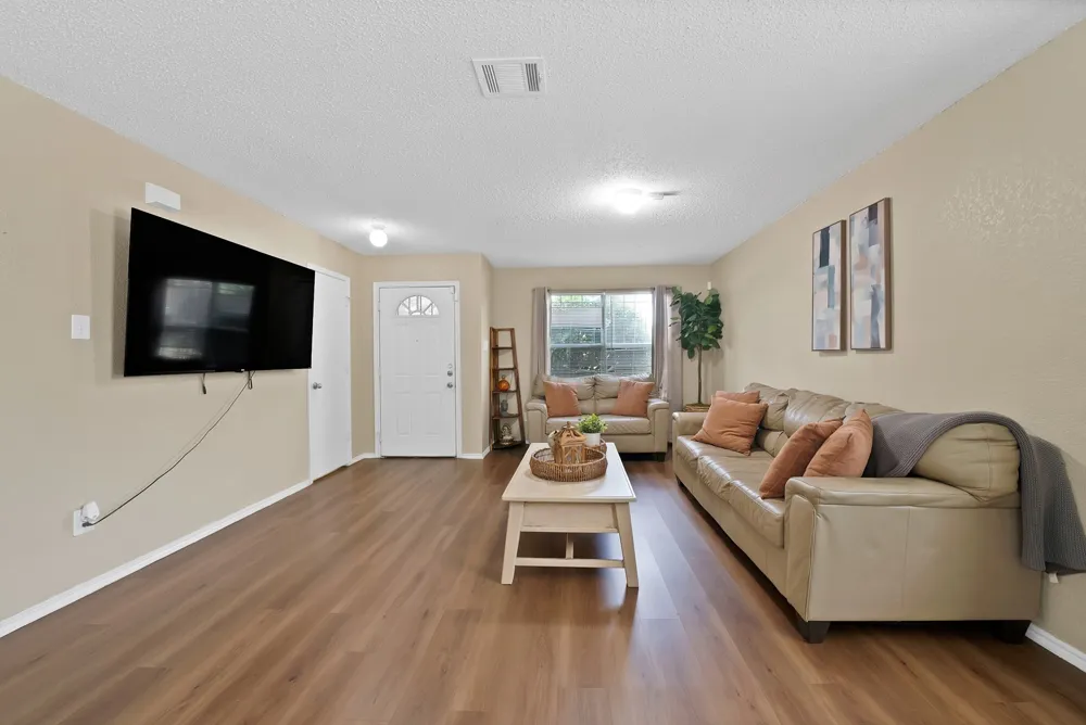 3372 Mojave Drive Dallas, TX 75241
