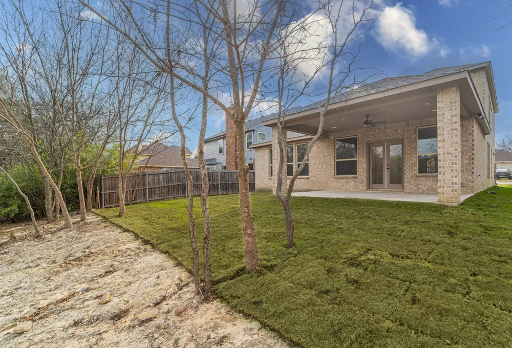 8319 Deep Green Drive Dallas, TX 75249
