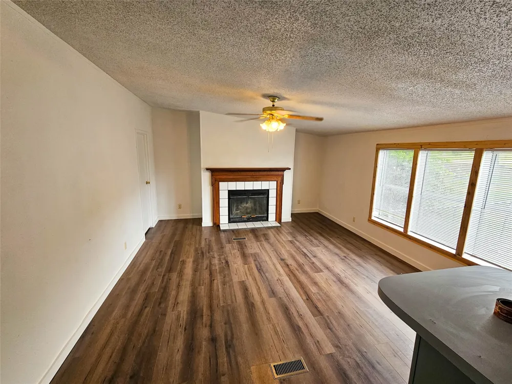 372 Meadow Pond Court Runaway Bay, TX 76426