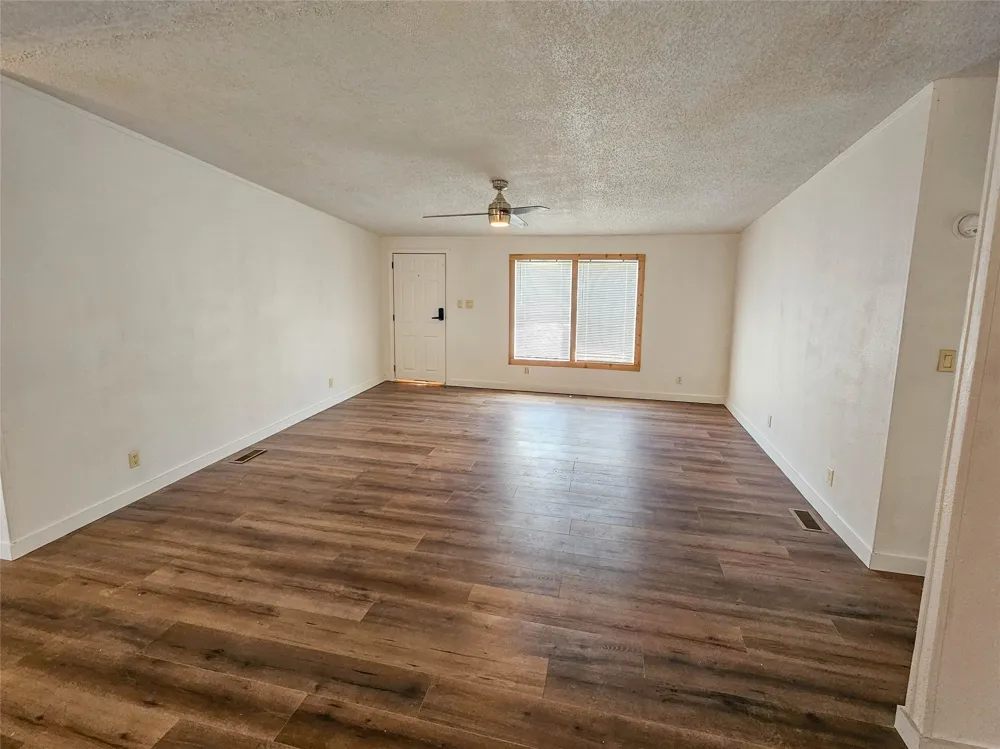 372 Meadow Pond Court Runaway Bay, TX 76426