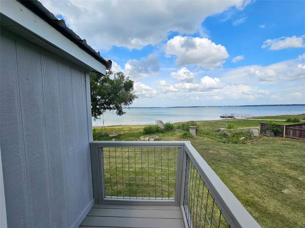 372 Meadow Pond Court Runaway Bay, TX 76426