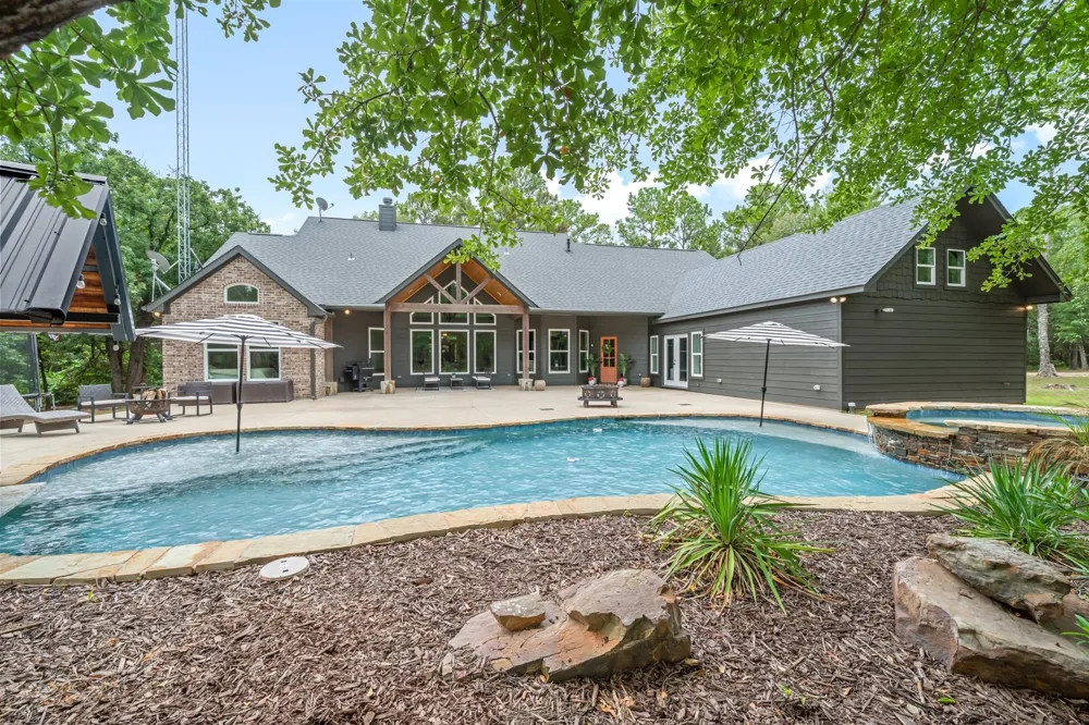 11088 State Highway 19 Edgewood, TX 75117