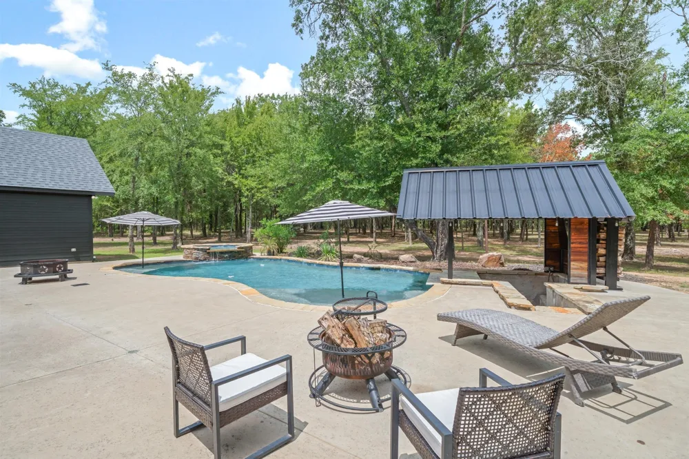 11088 State Highway 19 Edgewood, TX 75117
