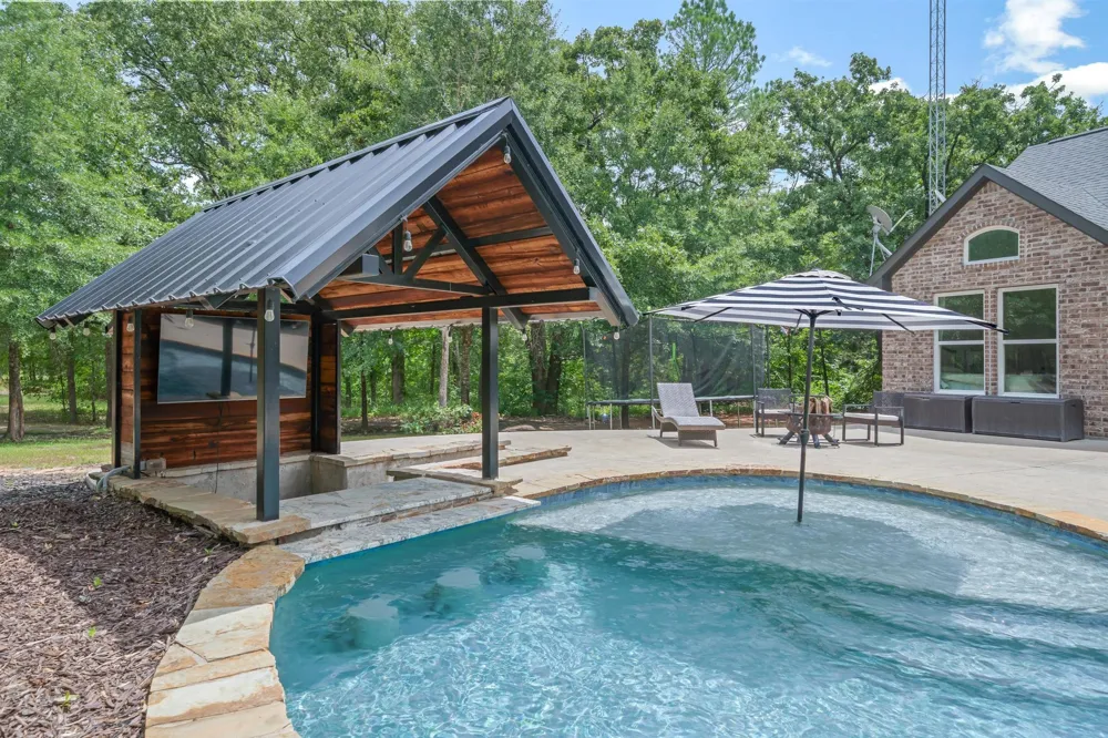 11088 State Highway 19 Edgewood, TX 75117