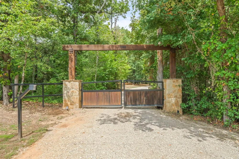 11088 State Highway 19 Edgewood, TX 75117