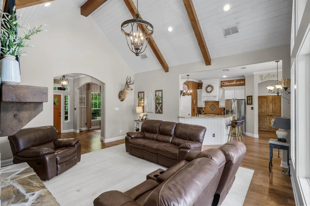 11088 State Highway 19 Edgewood, TX 75117