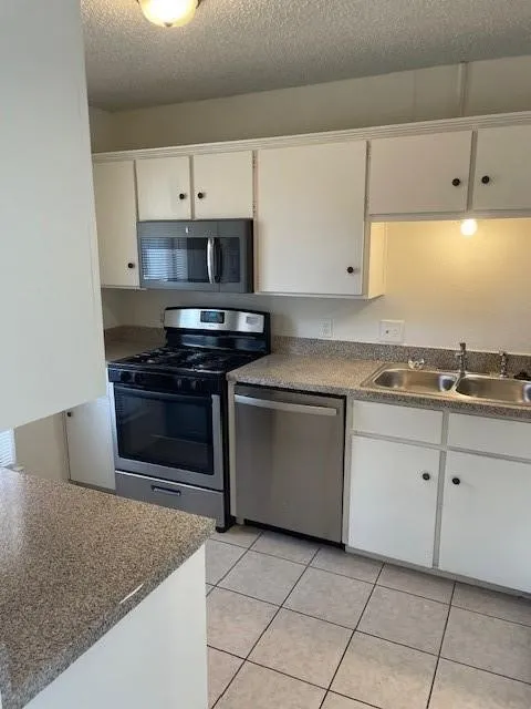 915 Elm Street #4 Denton, TX 76201