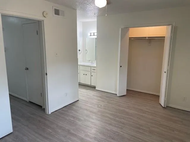 915 Elm Street #4 Denton, TX 76201