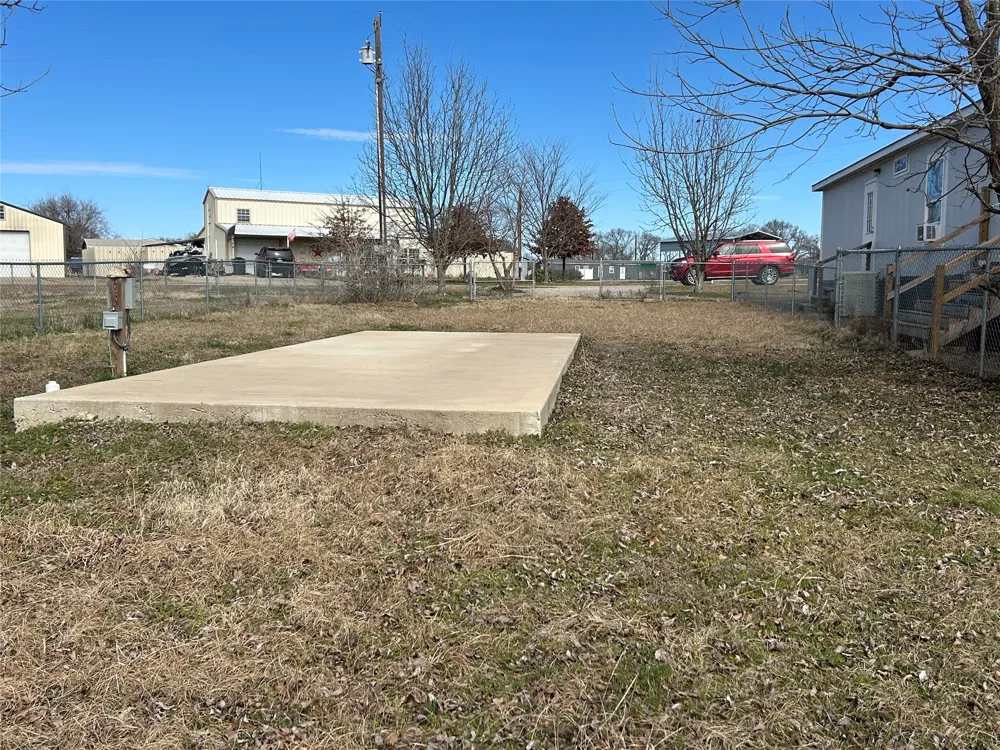 423 Waterfront Row Quitman, TX 75783