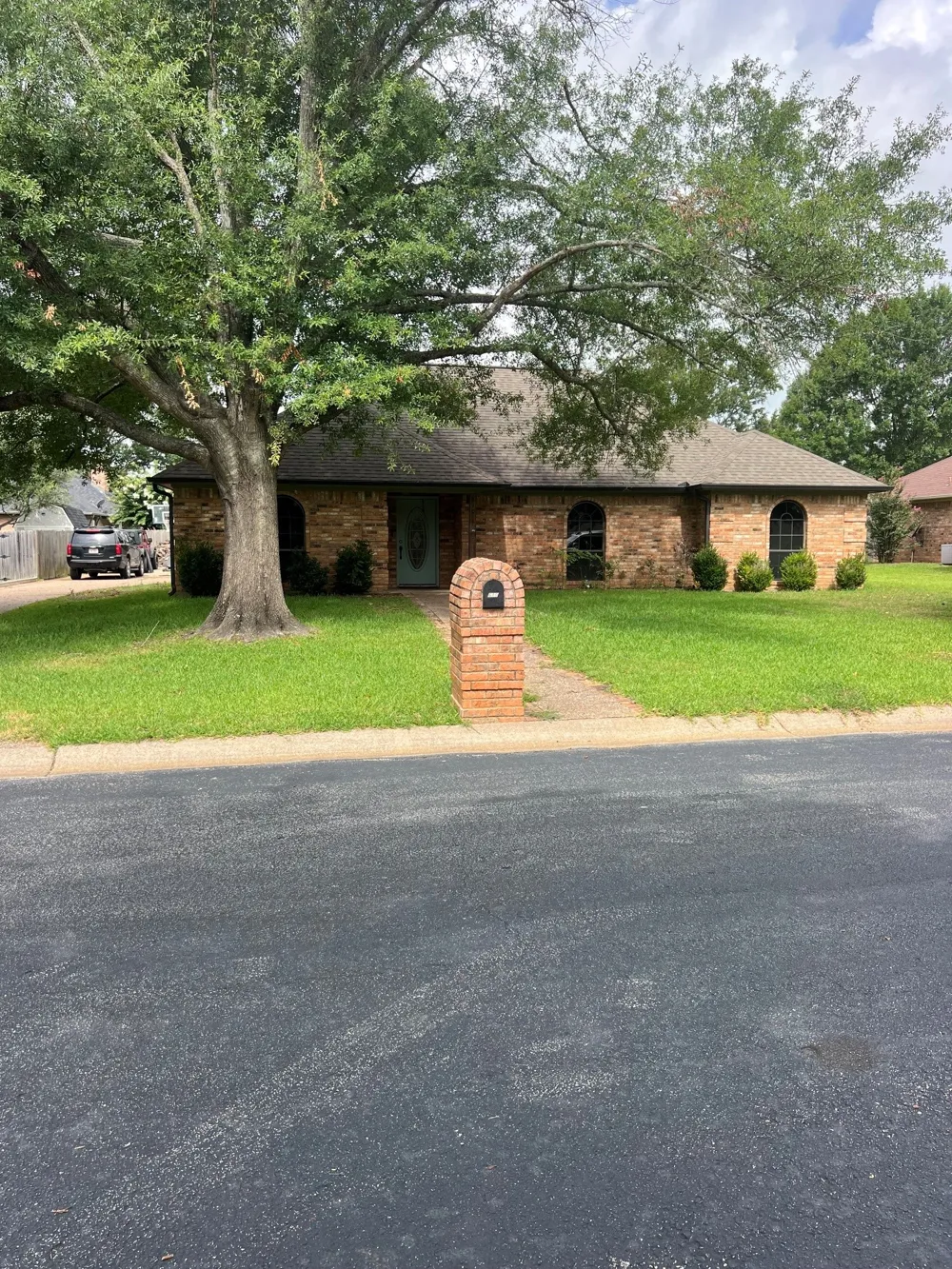610 Pecos Street Chandler, TX 75758