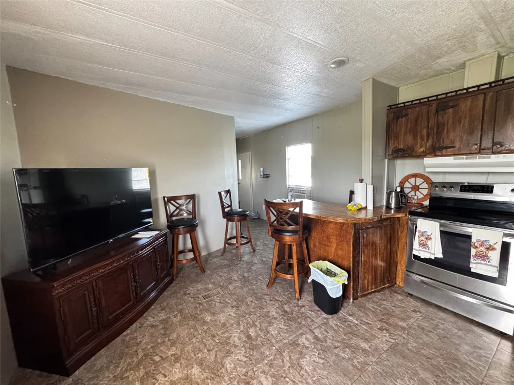 890 S Fm 1951 Coolidge, TX 76635