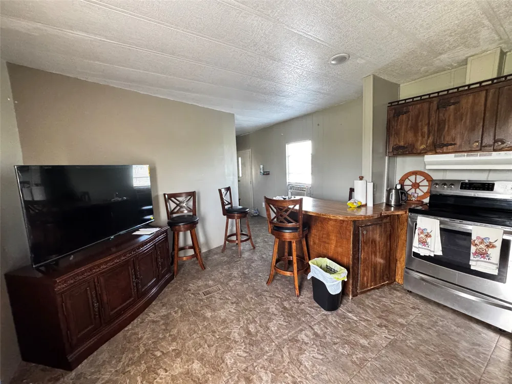 890 S Fm 1951 Coolidge, TX 76635