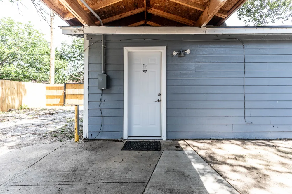 607 Brooks Avenue Dallas, TX 75208