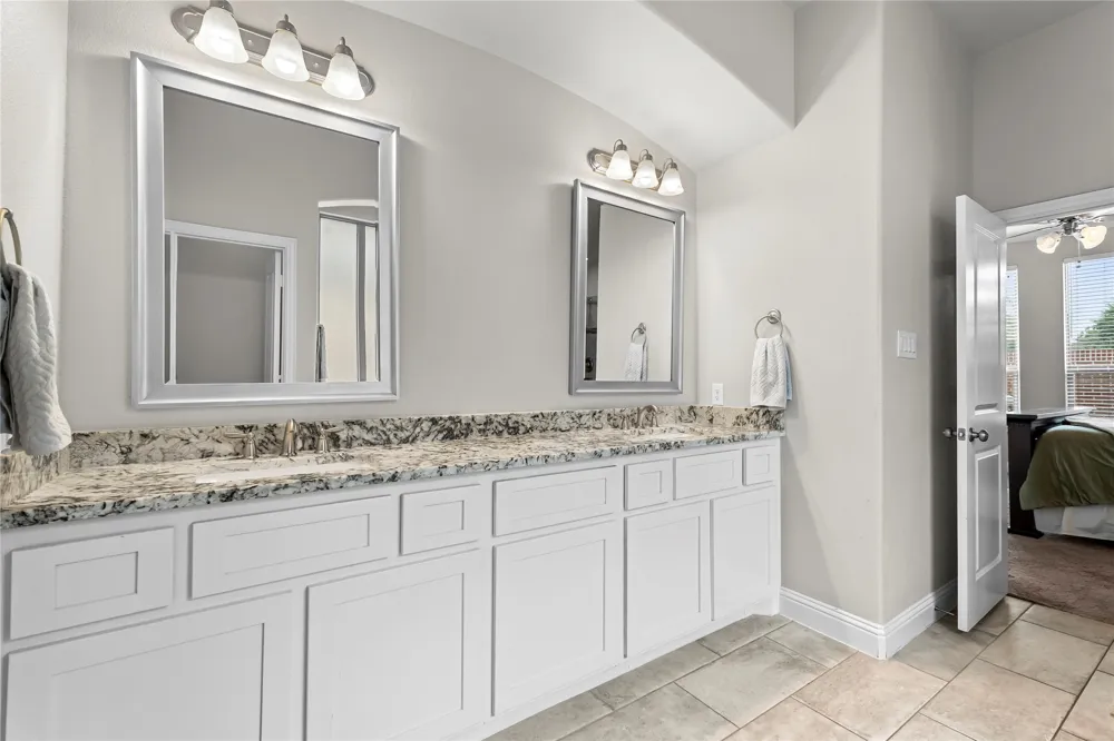 512 Alice Lane Fate, TX 75189