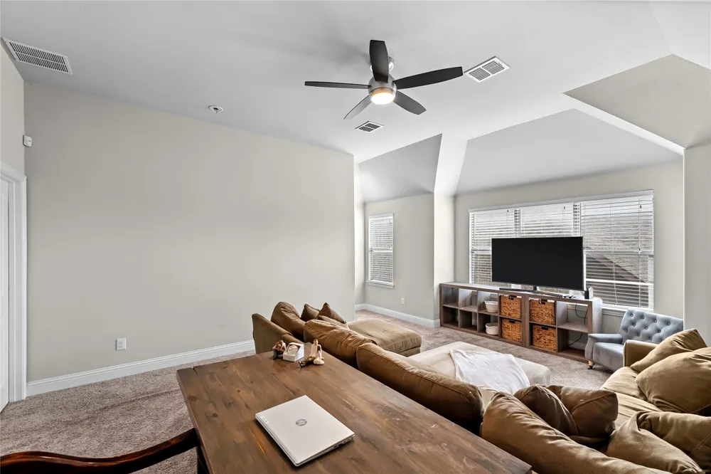 512 Alice Lane Fate, TX 75189