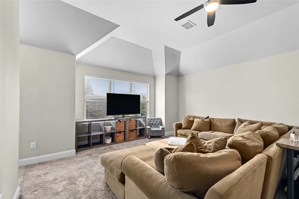 512 Alice Lane Fate, TX 75189