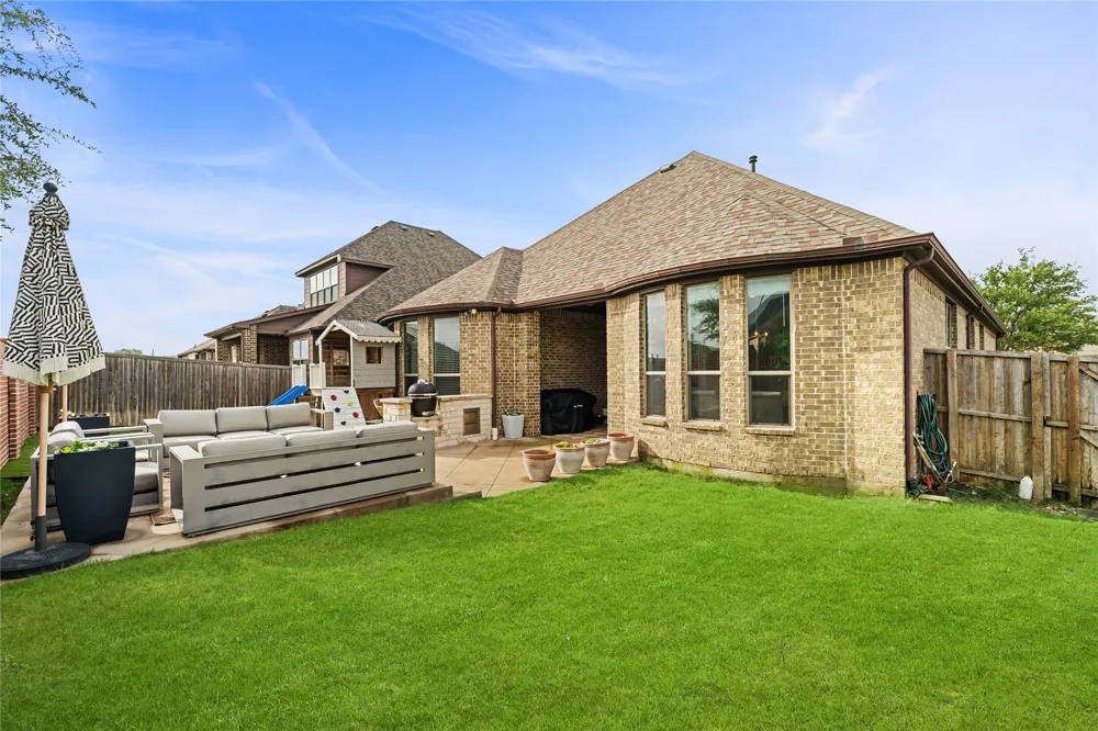 512 Alice Lane Fate, TX 75189