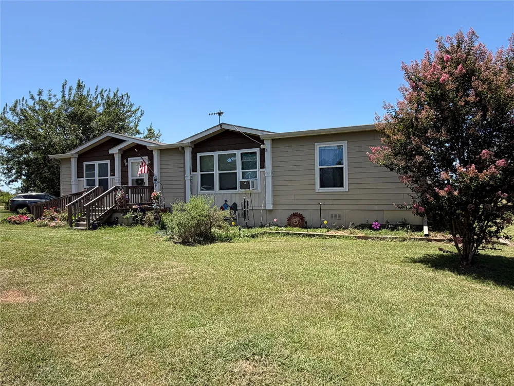 438 Lcr 864 Jewett, TX 75846