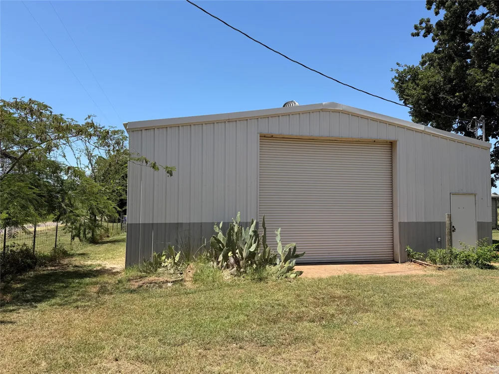 438 Lcr 864 Jewett, TX 75846