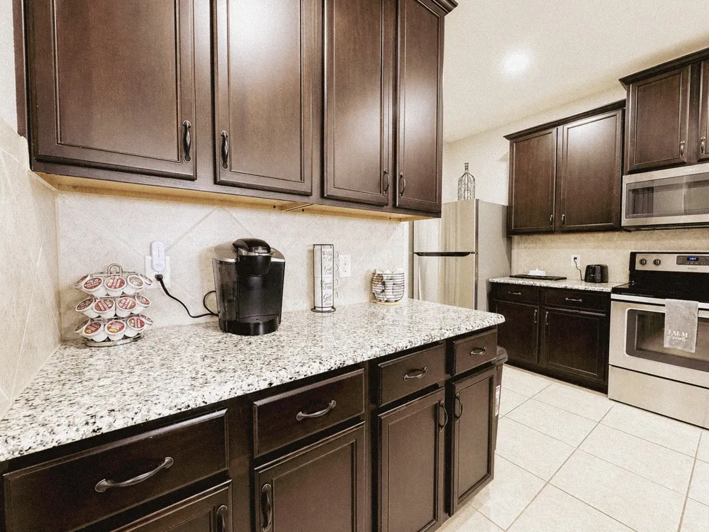 610 Milas Lane Glenn Heights, TX 75154
