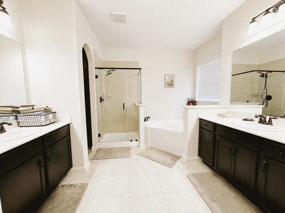 610 Milas Lane Glenn Heights, TX 75154