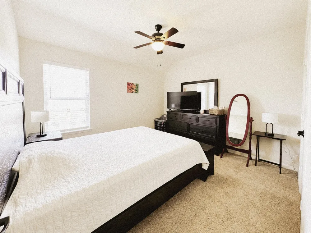 610 Milas Lane Glenn Heights, TX 75154