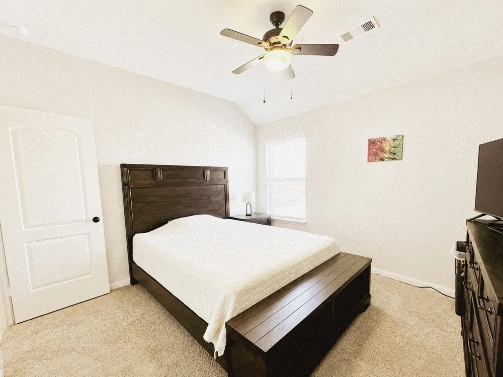 610 Milas Lane Glenn Heights, TX 75154
