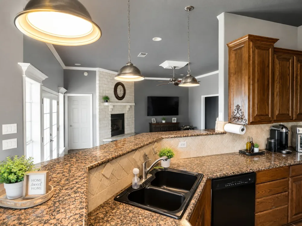 148 County Road 2627 Decatur, TX 76234