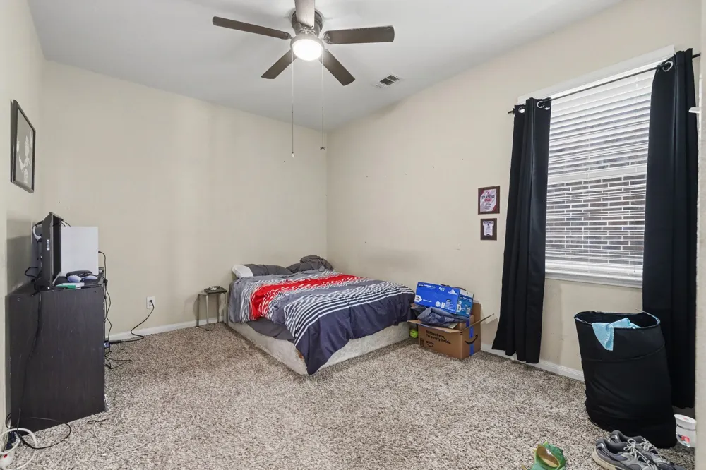 5216 Persimmon Drive Denton, TX 76207