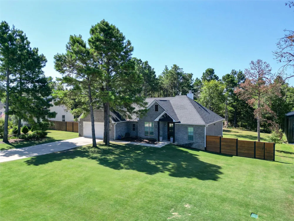 19355 Cedarpark Place Lindale, TX 75771