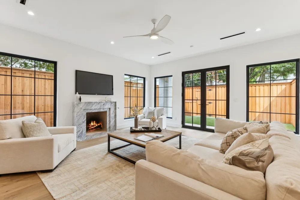 4033 Hawthorne Avenue Dallas, TX 75219