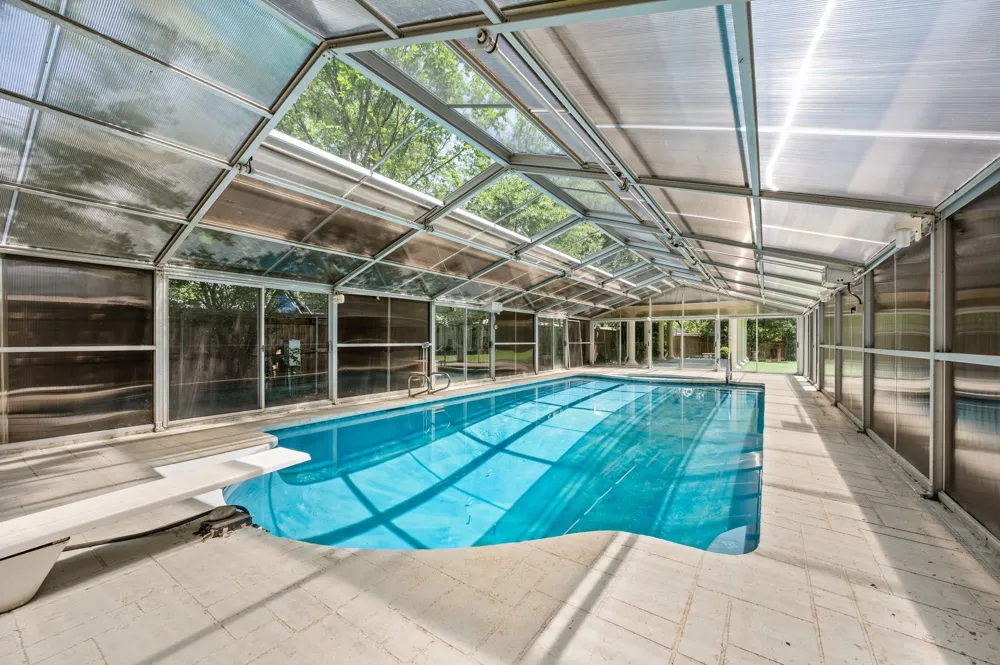 1200 Circle Lane Bedford, TX 76022