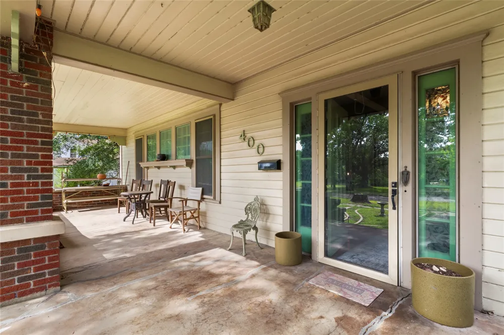 400 S Mckinney Street Mexia, TX 76667