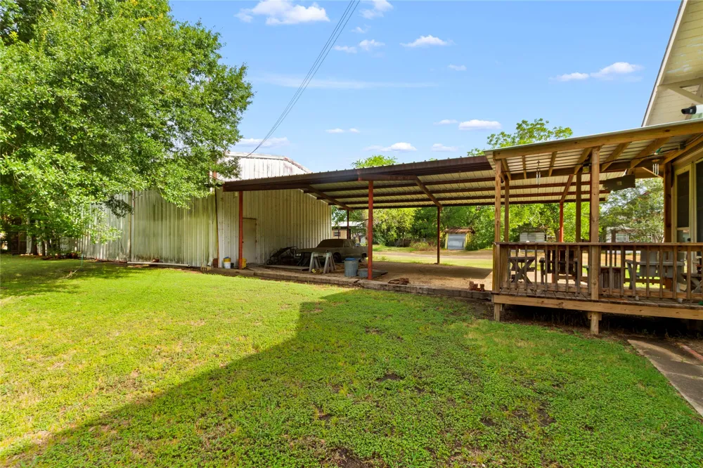 400 S Mckinney Street Mexia, TX 76667