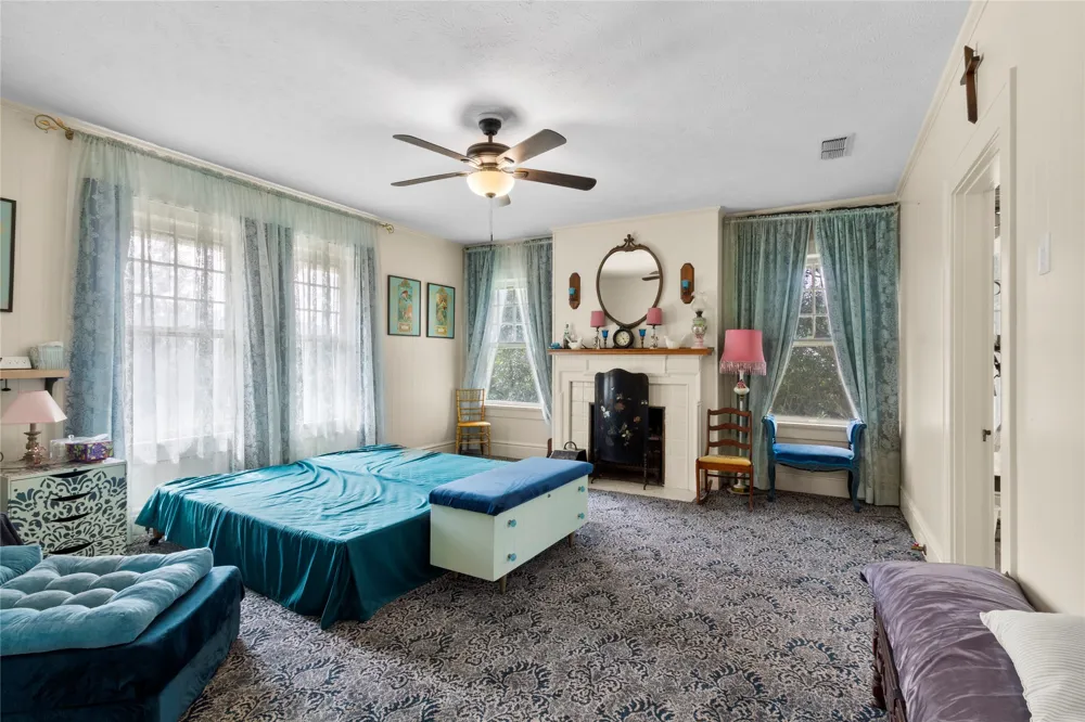 400 S Mckinney Street Mexia, TX 76667