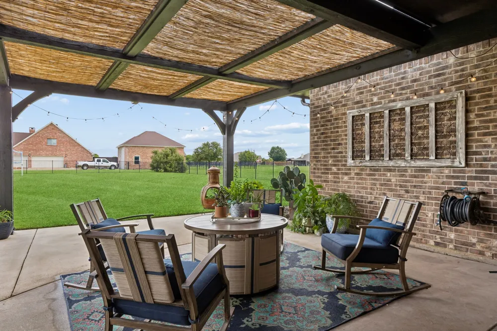 16011 Oconner Avenue Talty, TX 75126