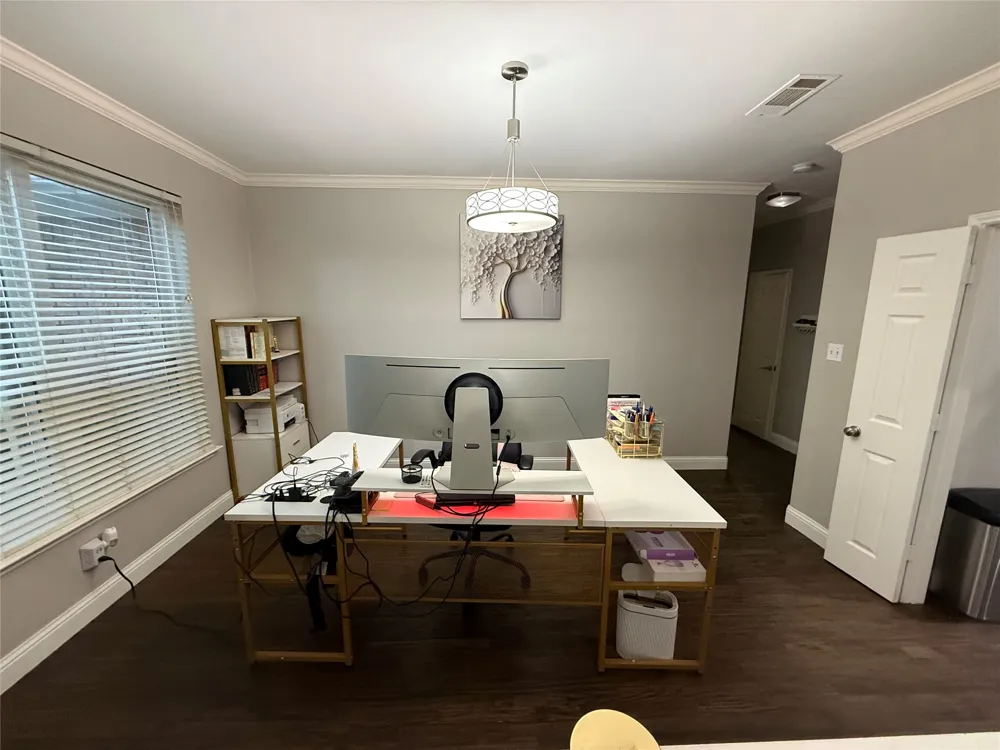 901 Tennison Drive Euless, TX 76039