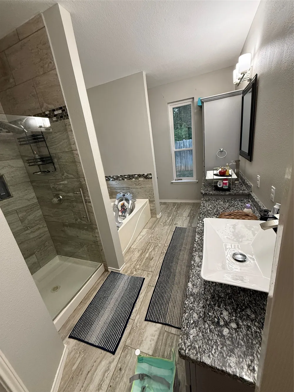 901 Tennison Drive Euless, TX 76039
