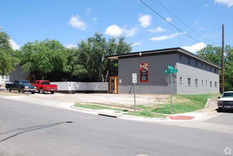 3900 W 7th Street