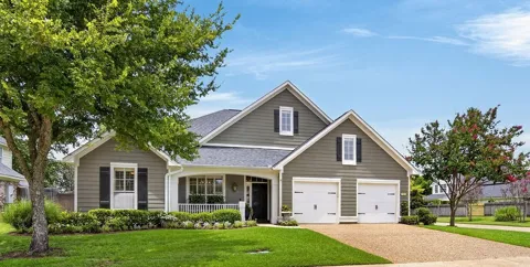 122 Hallette Drive