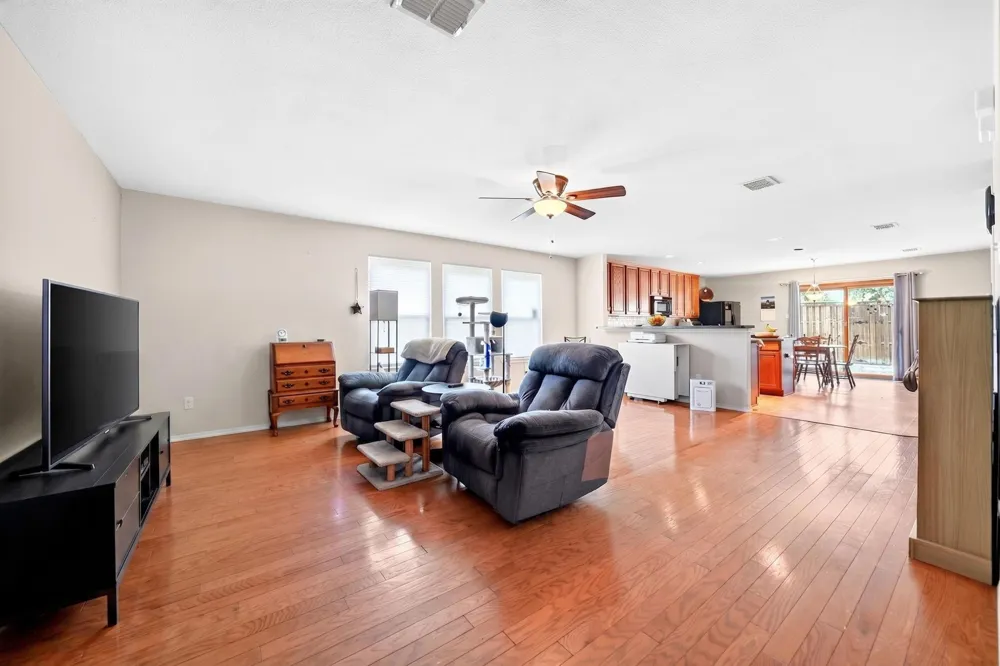 1218 Feather Crest Drive Krum, TX 76249