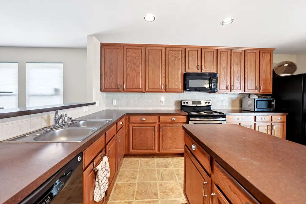 1218 Feather Crest Drive Krum, TX 76249
