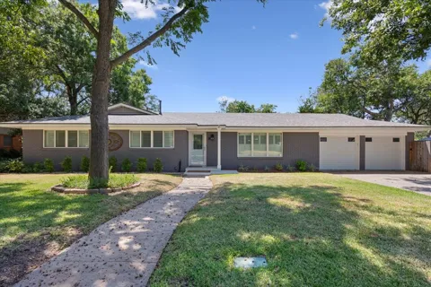 2432 Skyline Drive