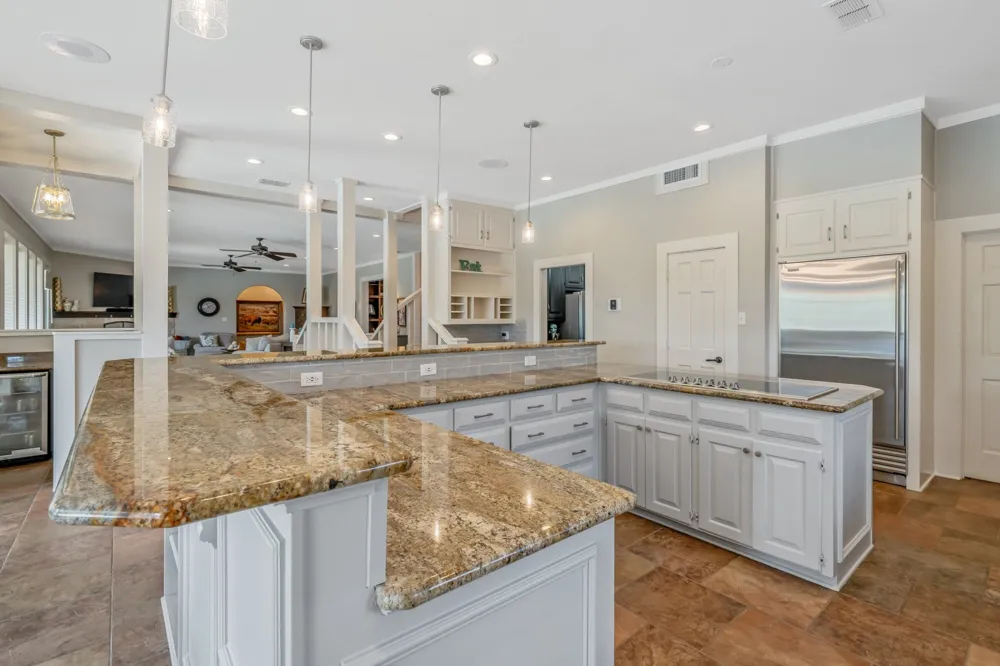 6500 Hollytree Circle Tyler, TX 75703