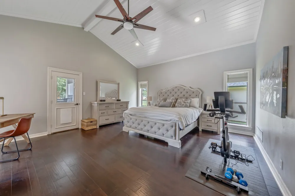 6500 Hollytree Circle Tyler, TX 75703